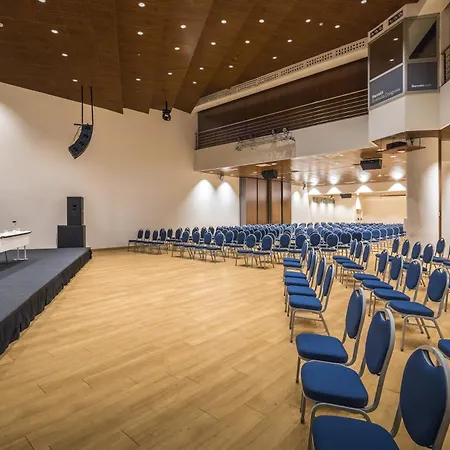 Barcelo Congress מלון
