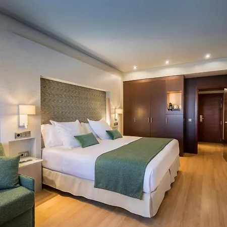 Barcelo Congress 5*